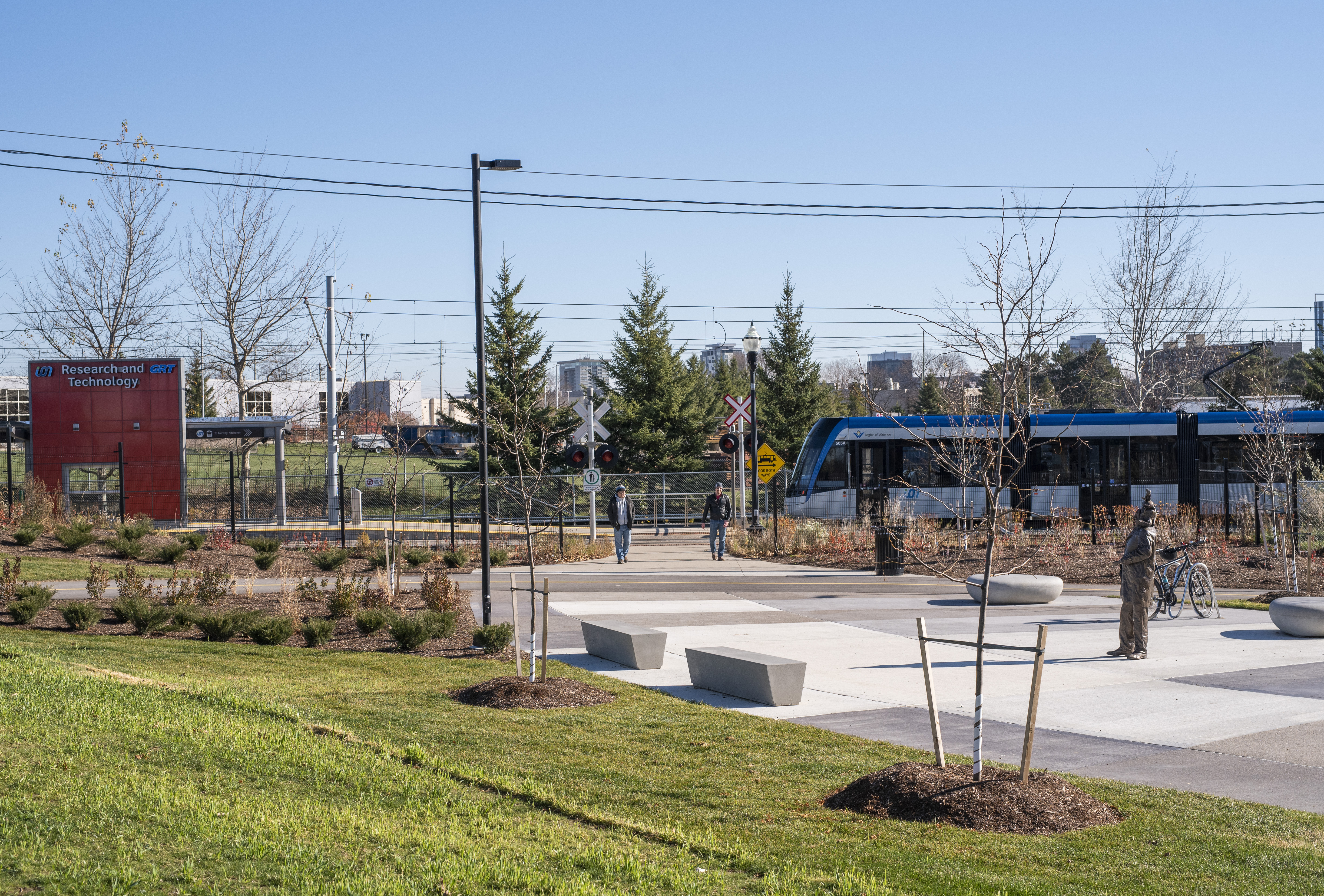 Pedestrian areas at Research and Technology Station